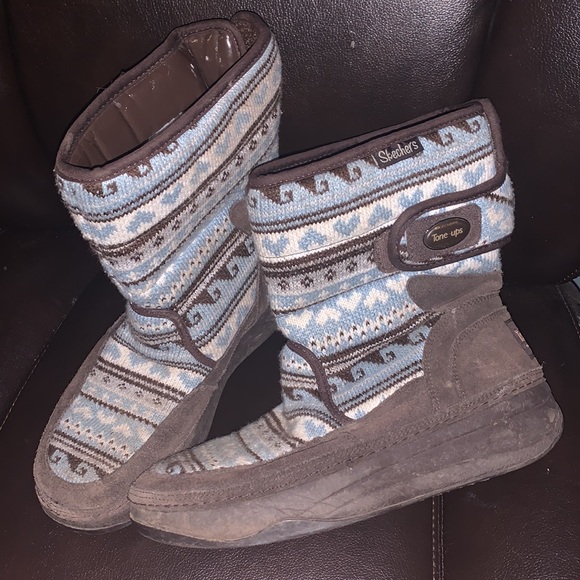 women’s sketchers brand winter boots - Picture 2 of 3